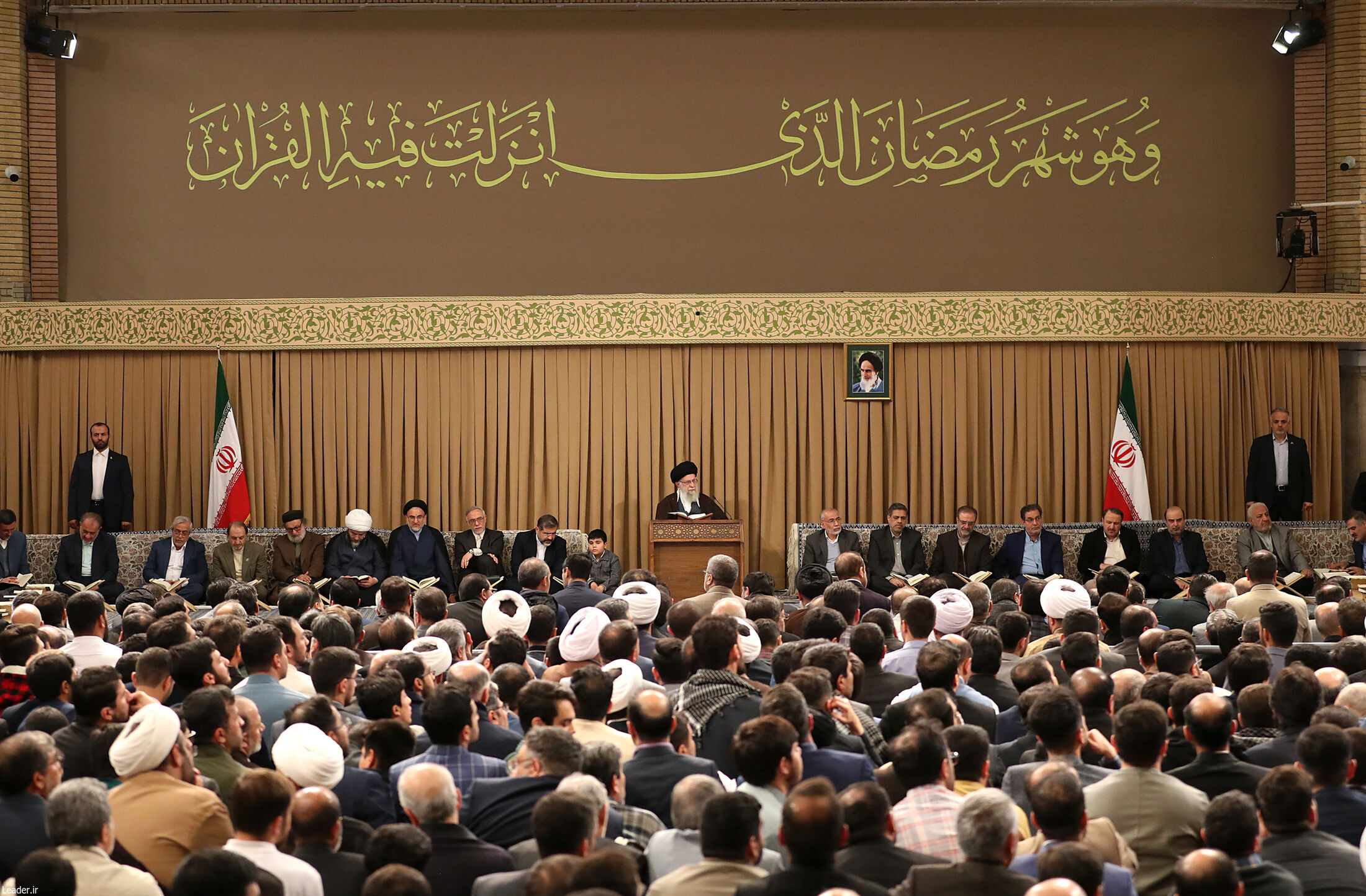 محفل انس با قرآن در محضر رهبر انقلاب برگزار شد