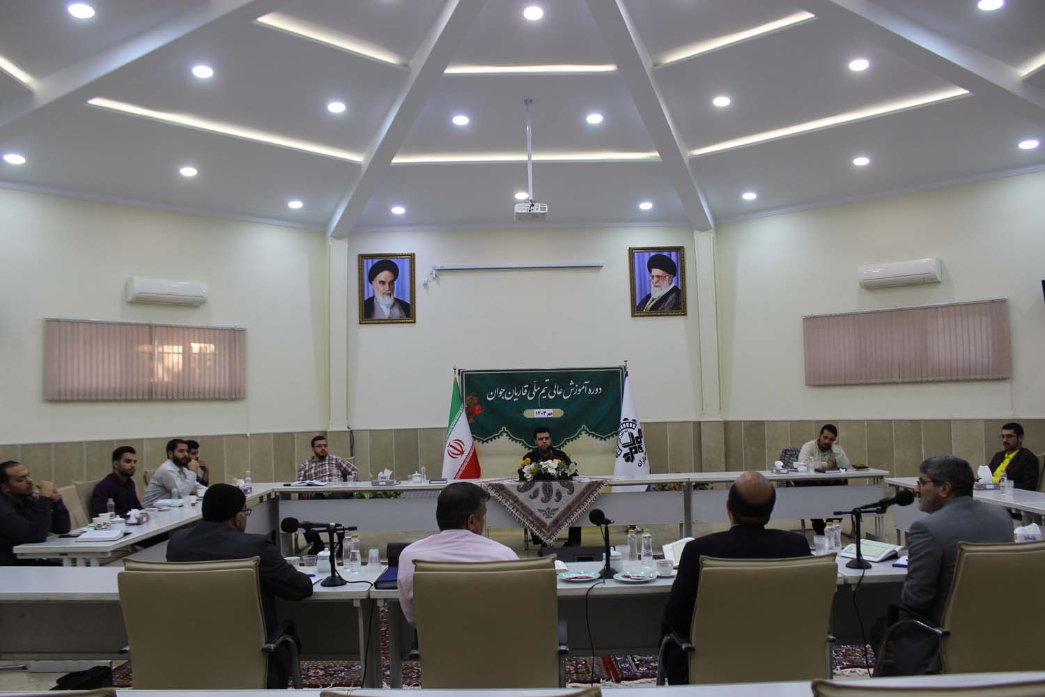 تلاوت سوره نصر توسط اعضای تیم ملی قاریان جوان به نیت پیروزی جبهه مقاومت